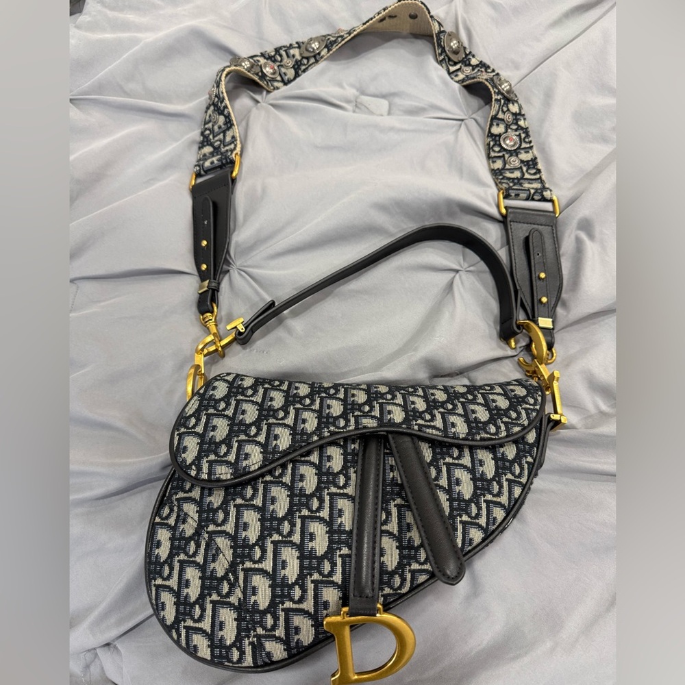 Saddle oblique bag- drone bag